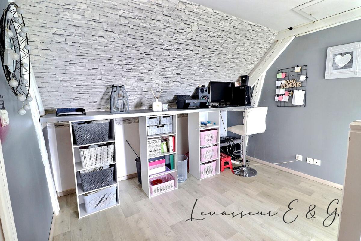 BREUIL-LE-VERT Breuil-le-vert - Maison de ville trois chambres 7