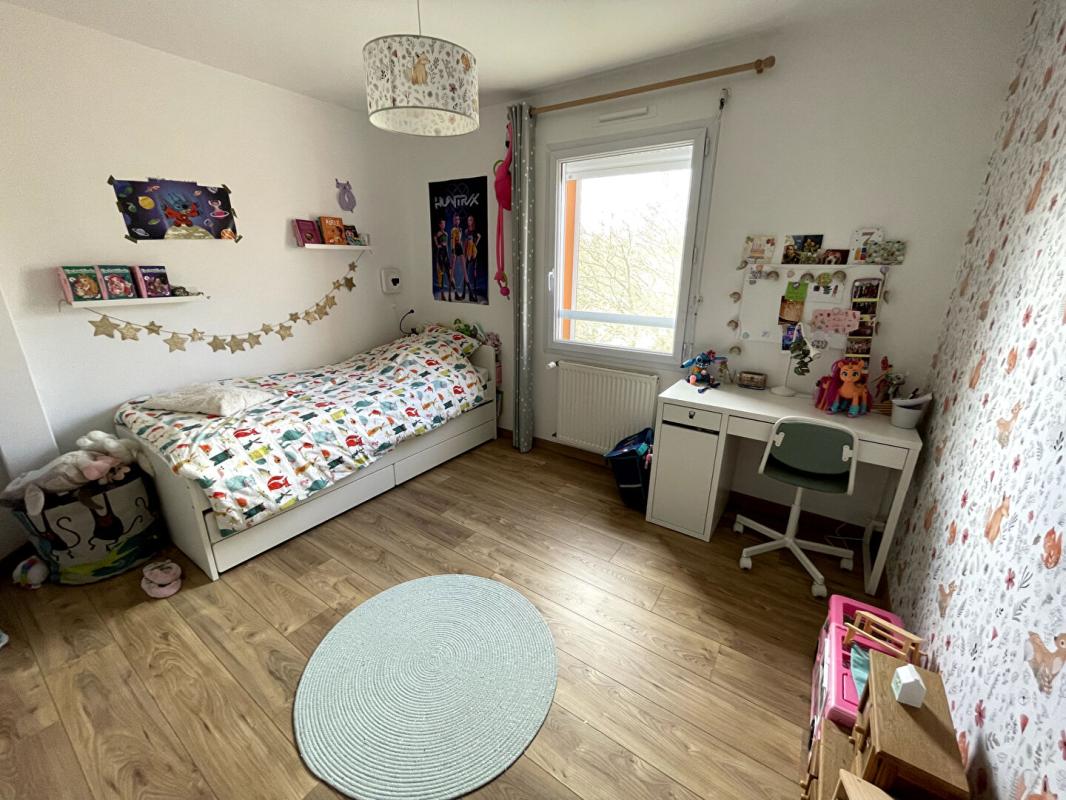 PAIMBOEUF Corsept  (44560) - Belle maison familiale avec 4 chambres, double garage et grand terrain 14