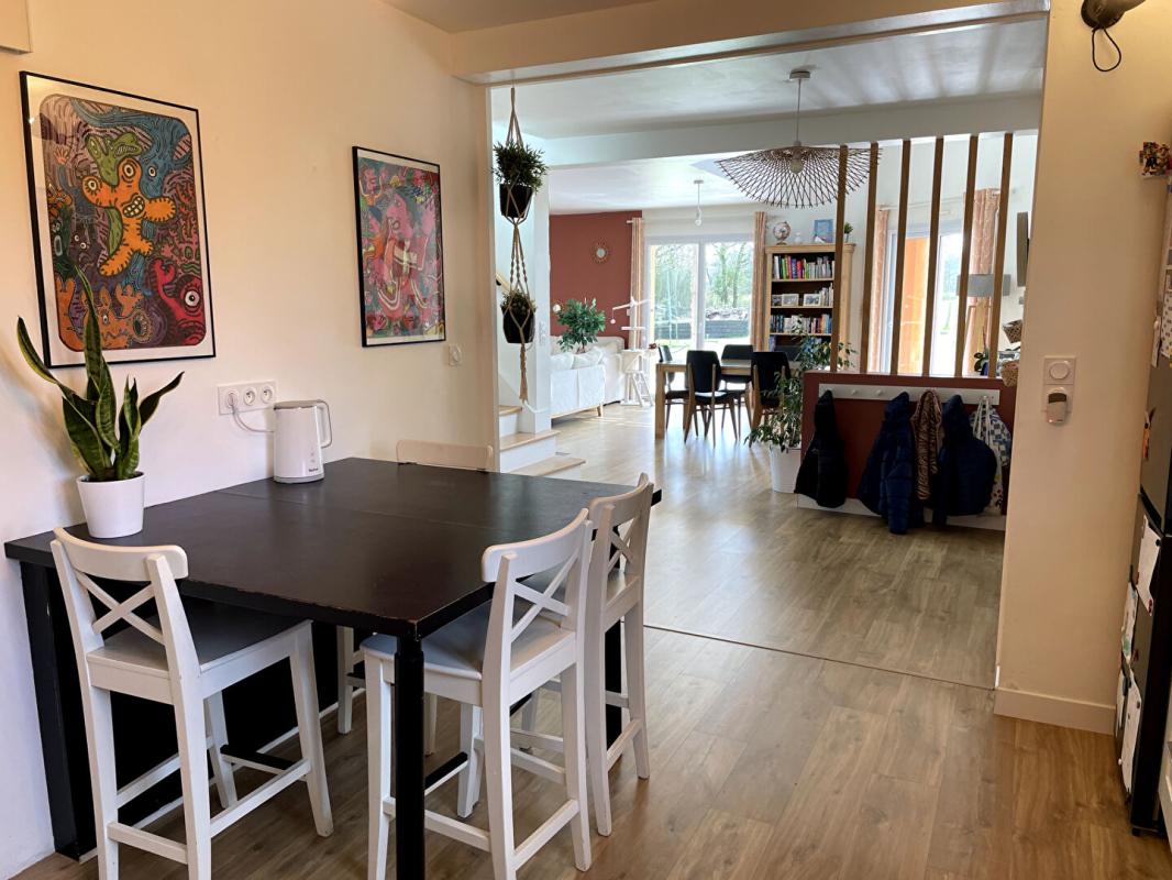 PAIMBOEUF Corsept  (44560) - Belle maison familiale avec 4 chambres, double garage et grand terrain 6