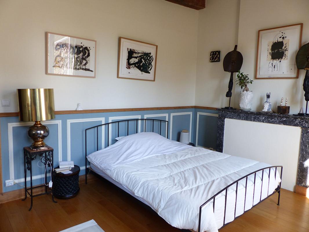 CHATILLON-SUR-LOIRE Maison de ville Chatillon Sur Loire 10 pièce(s) 300 m2 VIAGER OCCUPÉ 11