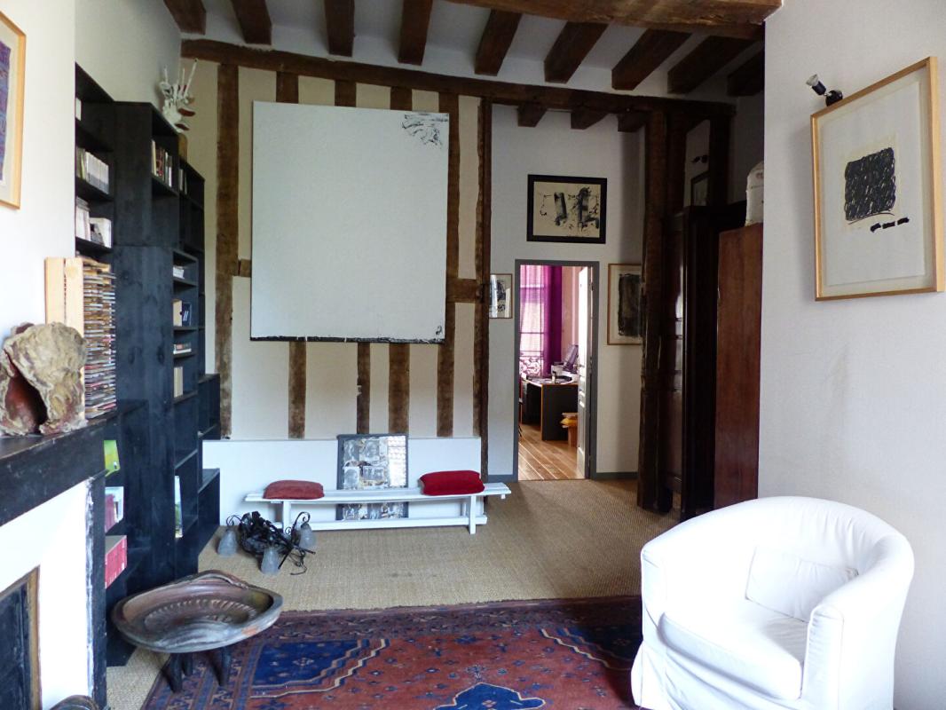 CHATILLON-SUR-LOIRE Maison de ville  10 pièce(s) 300 m2 VENTE À TERME OCCUPÉE 11