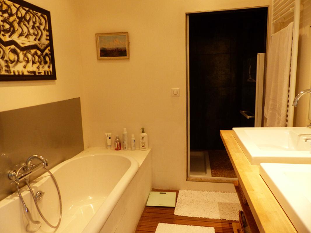 CHATILLON-SUR-LOIRE Maison de ville  10 pièce(s) 300 m2 VENTE À TERME OCCUPÉE 13