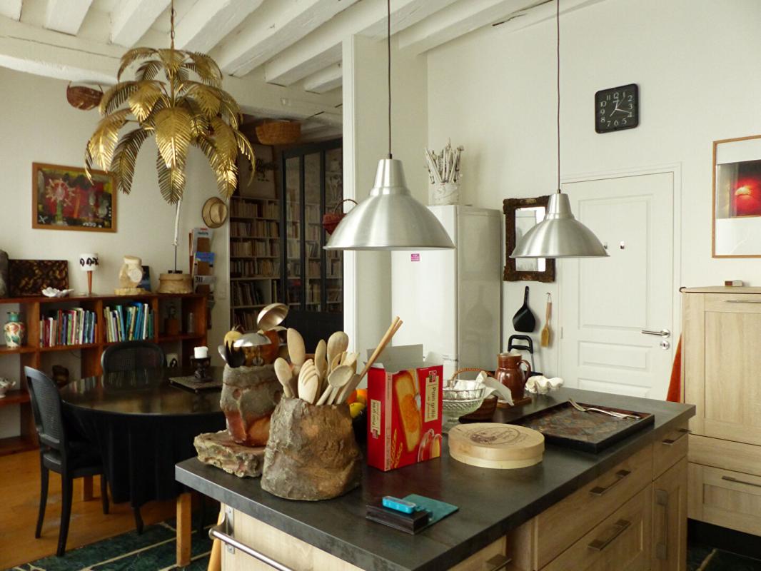 CHATILLON-SUR-LOIRE Maison de ville  10 pièce(s) 300 m2 VENTE À TERME OCCUPÉE 6