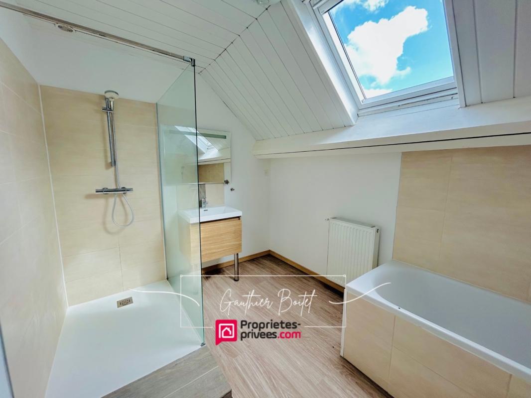 COULOMMIERS Maison 9 pièce(s) 6 chambres 206 m2 Grand terrain 12