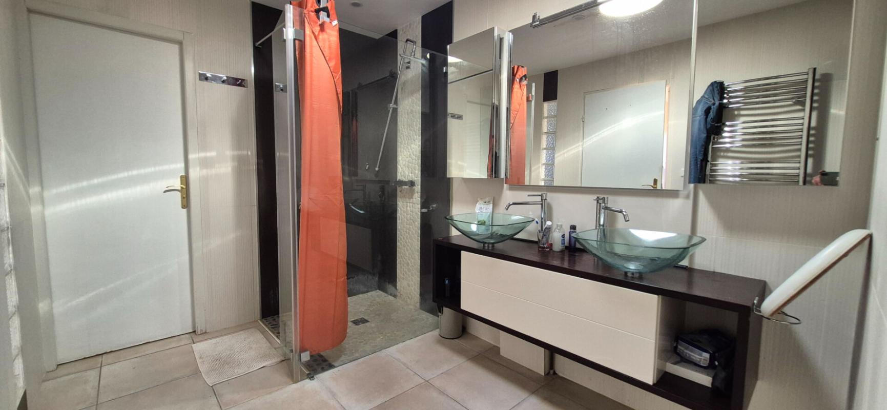 JUVIGNAC Maison Juvignac 6 pièce(s) 173 m2 13