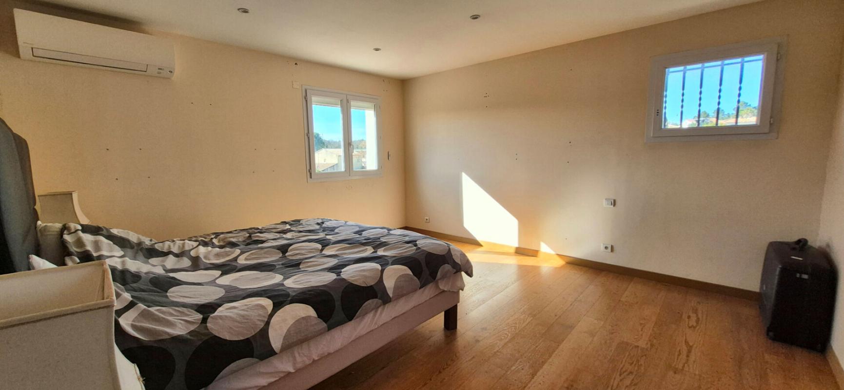 JUVIGNAC Maison Juvignac 6 pièce(s) 173 m2 8