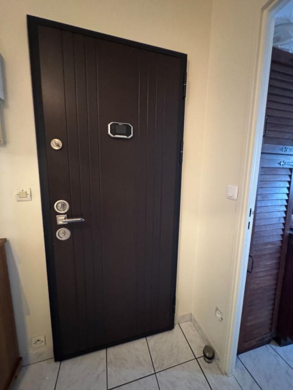 NEUILLY-SUR-MARNE Appartement Neuilly Sur Marne 2 pièce(s) 46 m2 12