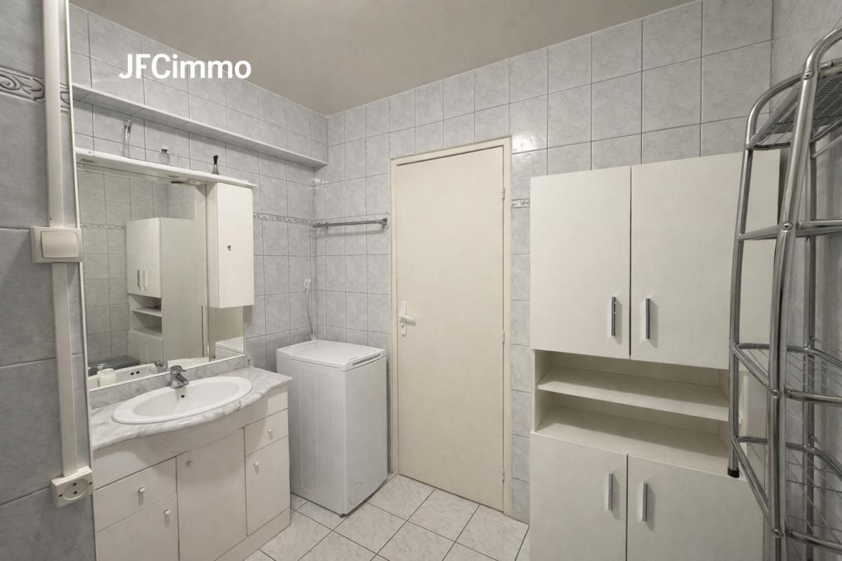 NEUILLY-SUR-MARNE Appartement Neuilly Sur Marne 2 pièce(s) 46 m2 8