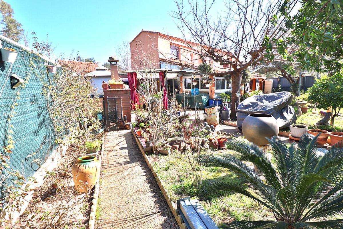 SAINT-CYPRIEN Maison Saint Cyprien 5 pièce(s) 98 m2 sur un terrain de 330m² 16