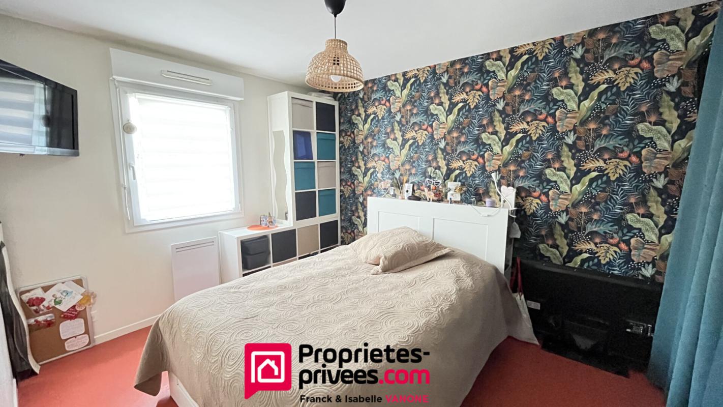 PERENCHIES Appartement Type 3 - 73 m² habitables - place de parking privative + 1 garage - jardin 8