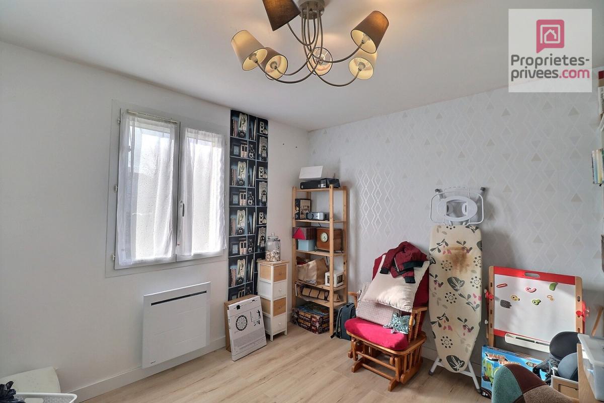 SAINT-HIPPOLYTE Lumineuse Maison de plain-pied de 2006 - 117 m2 habitables - 4 chambres dont 1 suite parentale - cellier - cabanons de jardin 5