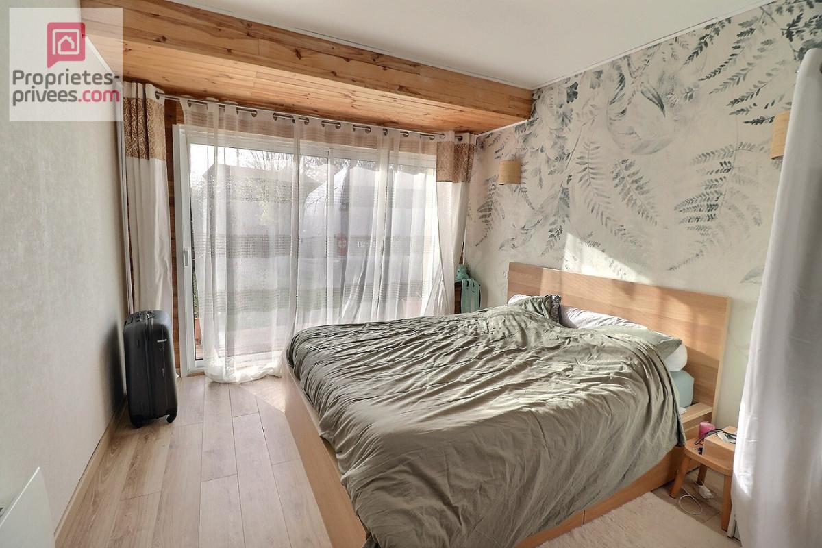 SAINT-HIPPOLYTE Lumineuse Maison de plain-pied de 2006 - 117 m2 habitables - 4 chambres dont 1 suite parentale - cellier - cabanons de jardin 9