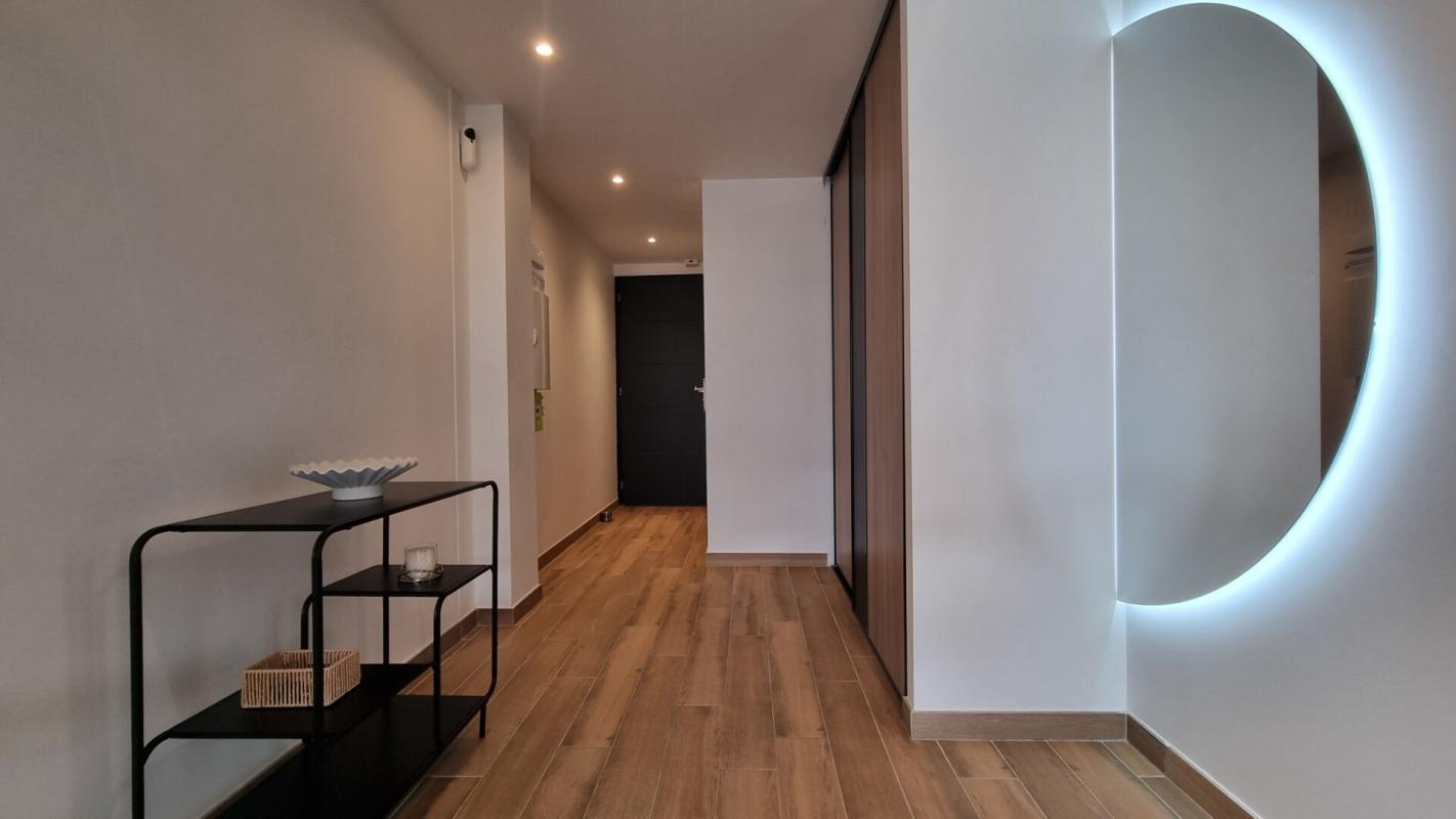 LATHUILE Appartement Lathuile 4 pièces 143.16 m2 (97.70 Loi Carrez) 10