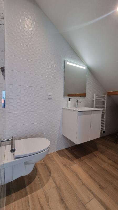 LATHUILE Appartement Lathuile 4 pièces 143.16 m2 (97.70 Loi Carrez) 18