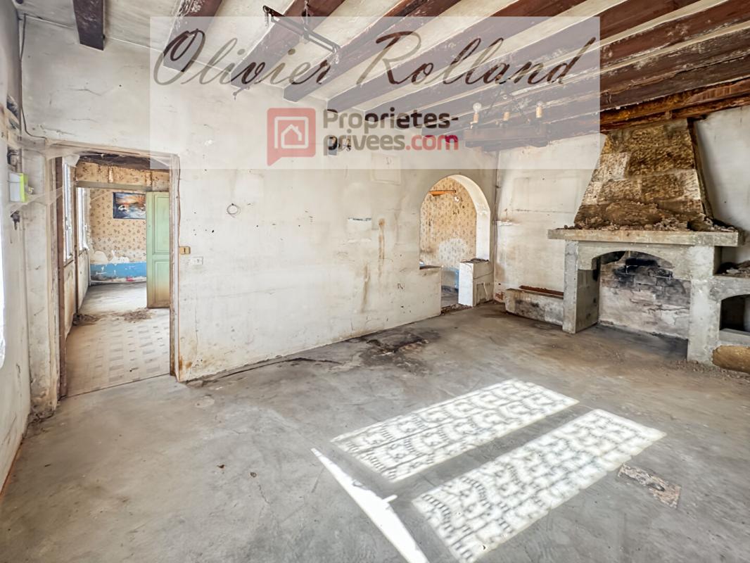 LONGUE-JUMELLES 49160 - Longué-Jumelles Maison de bourg  à rénover intégralement 5