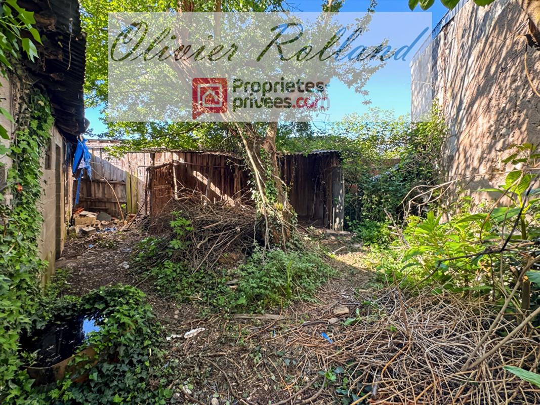 LONGUE-JUMELLES 49160 - Longué-Jumelles Maison de bourg  à rénover intégralement 9