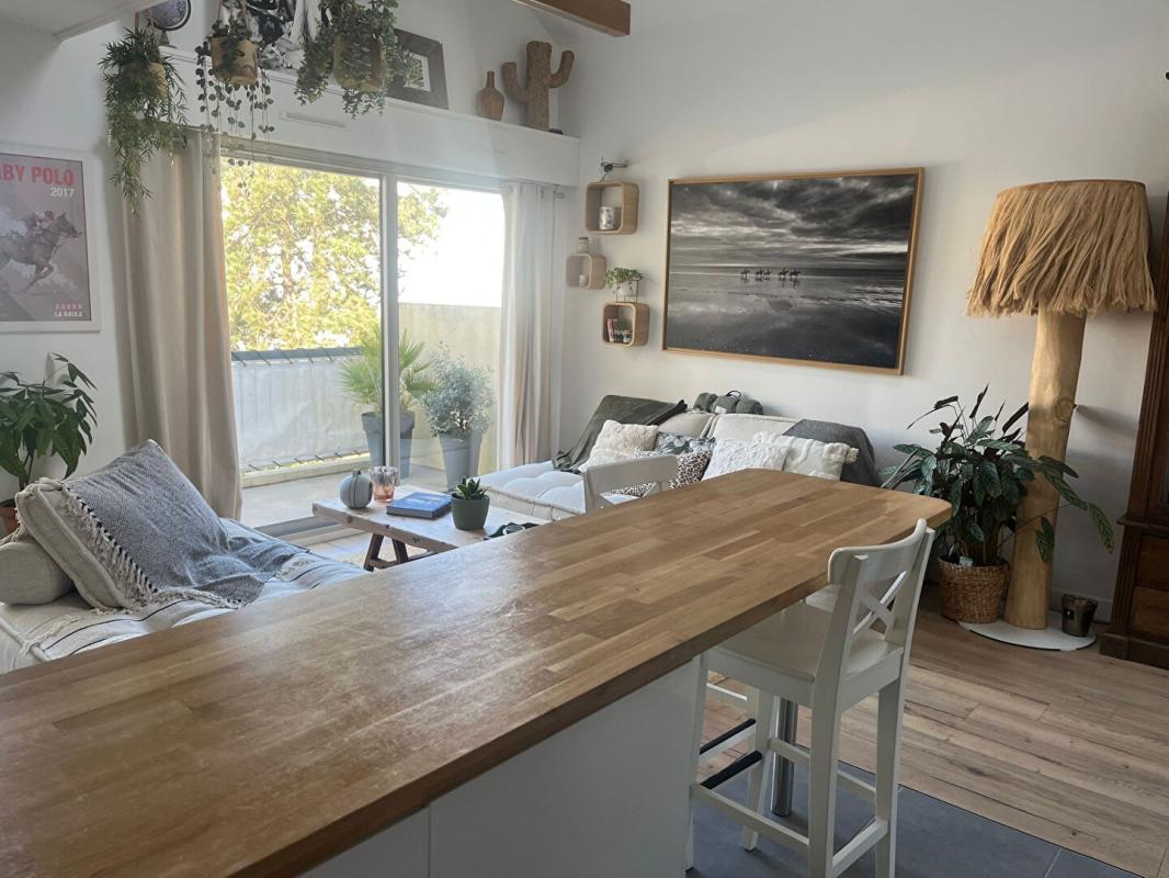 LE POULIGUEN LE POULIGUEN - GRAND T2 EN DUPLEX DE 67m2 PROCHE CENTRE - STATIONNEMENT - CAVE 4