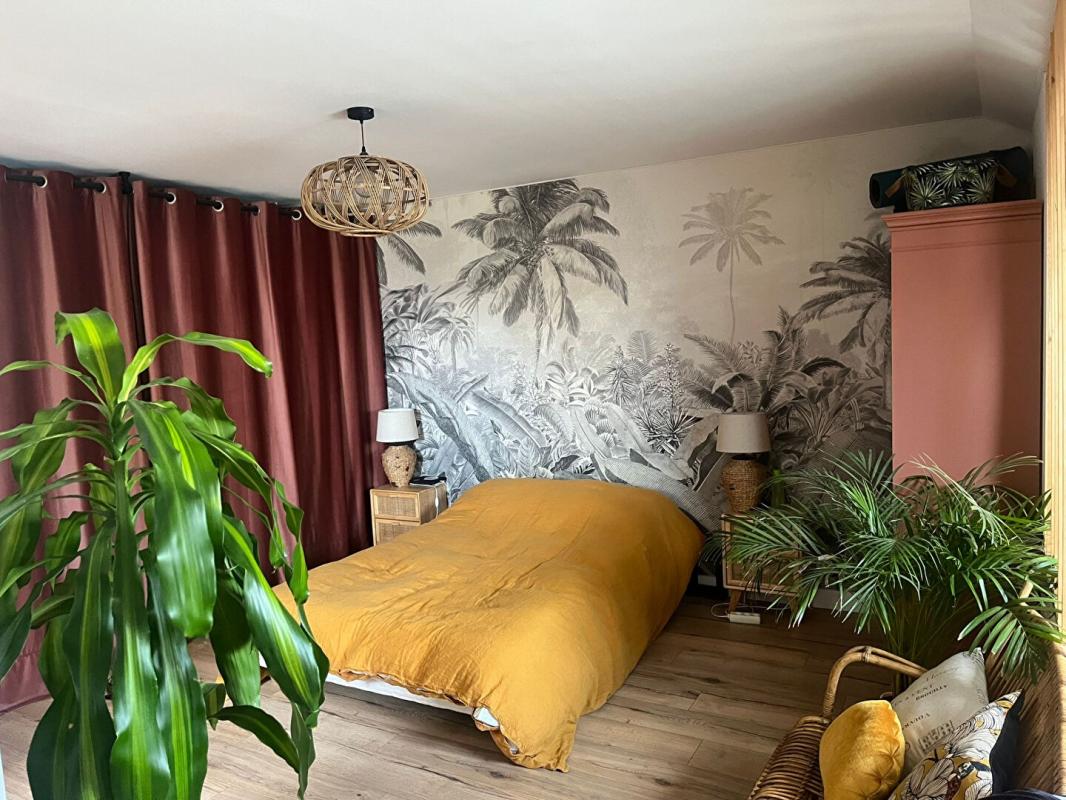 LE POULIGUEN LE POULIGUEN - GRAND T2 EN DUPLEX DE 67m2 PROCHE CENTRE - STATIONNEMENT - CAVE 6