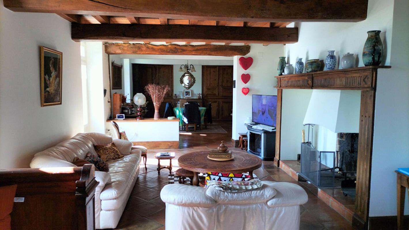 SAINTE-MARIE Maison Sainte Marie 8 pièce(s) 260 m2 10