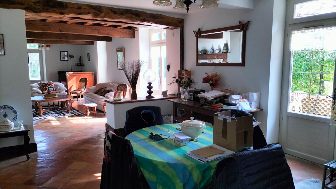 SAINTE-MARIE Maison Sainte Marie 8 pièce(s) 260 m2 15