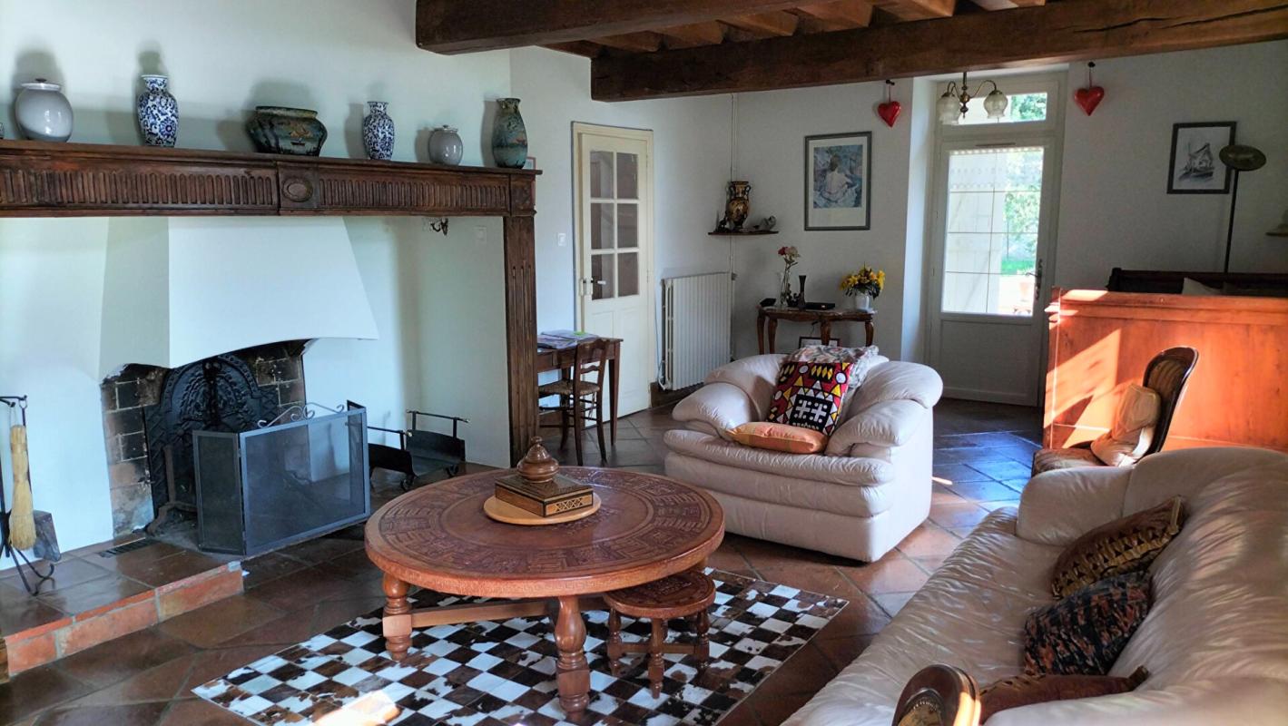 SAINTE-MARIE Maison Sainte Marie 8 pièce(s) 260 m2 9