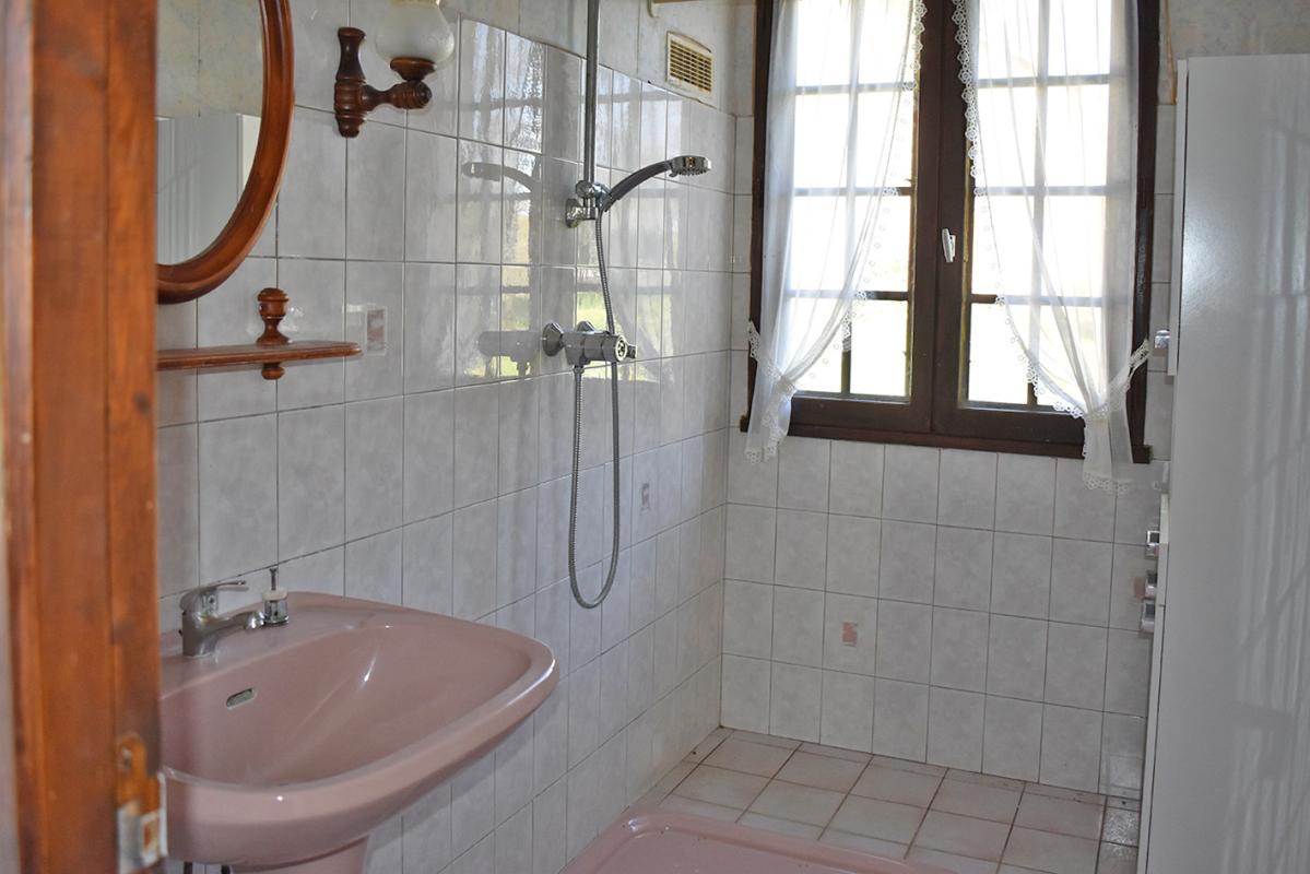 ARCHIGNAC Maison  ARCHIGNAC 3 pièce(s) 70 m2 15