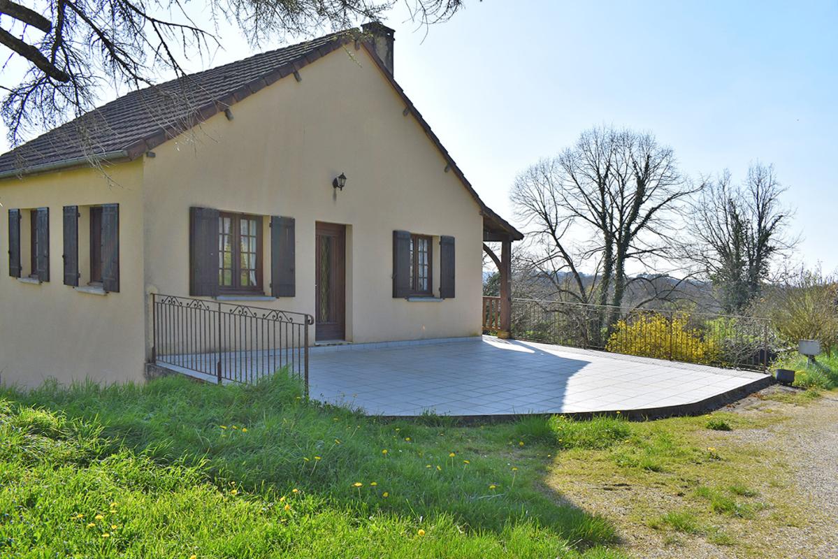 ARCHIGNAC Maison  ARCHIGNAC 3 pièce(s) 70 m2 17