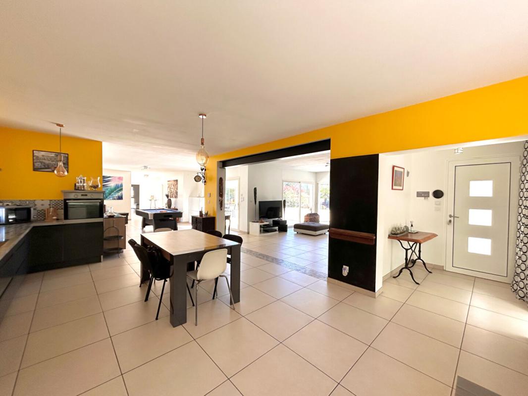 MARSAC-SUR-L'ISLE A vendre, superbe maison de plain-pied, aux portes de Périgueux 24000 sur le secteur de Marsac-sur-l'Isle 4