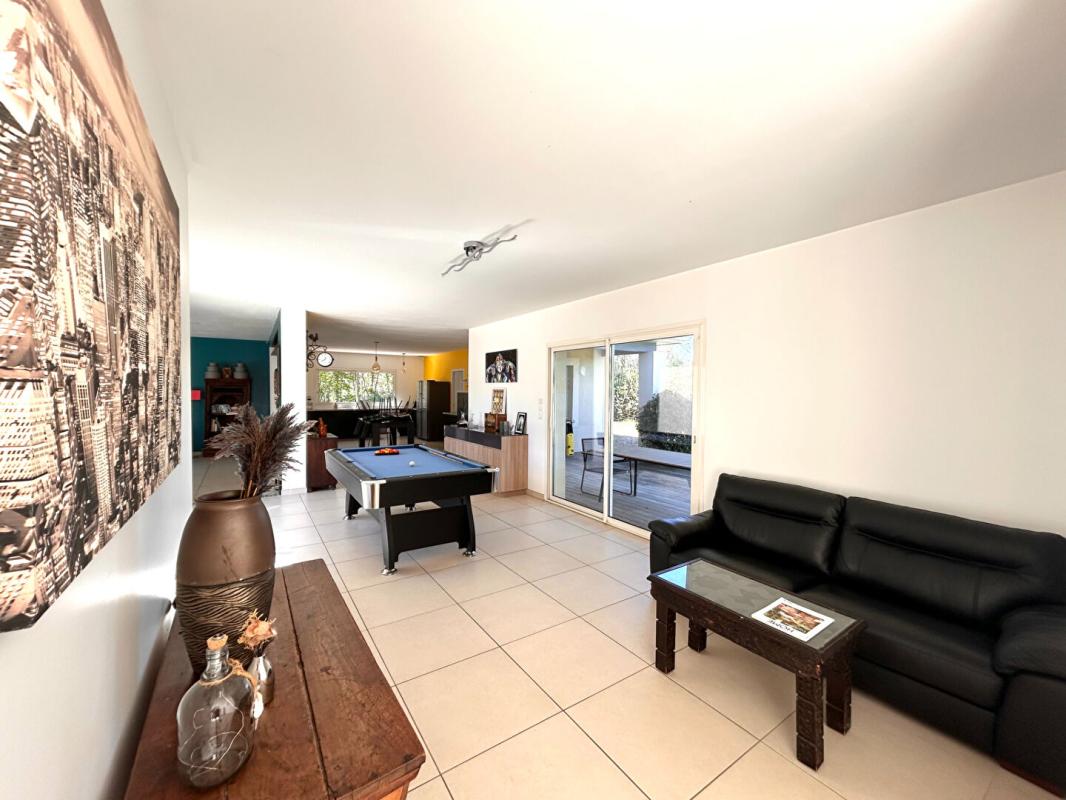 MARSAC-SUR-L'ISLE A vendre, superbe maison de plain-pied, aux portes de Périgueux 24000 sur le secteur de Marsac-sur-l'Isle 8