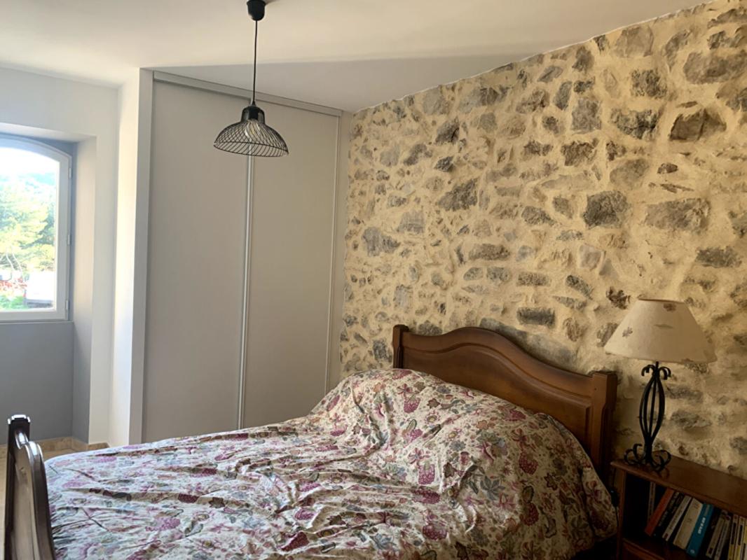 LE ROVE Maison de 210 m2 sur terrain de 900 m2 6