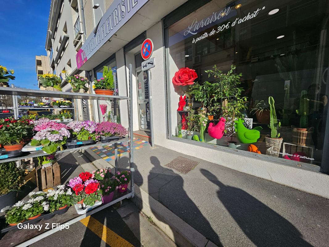 REIMS 51100 REIMS - FLEURISTE 8