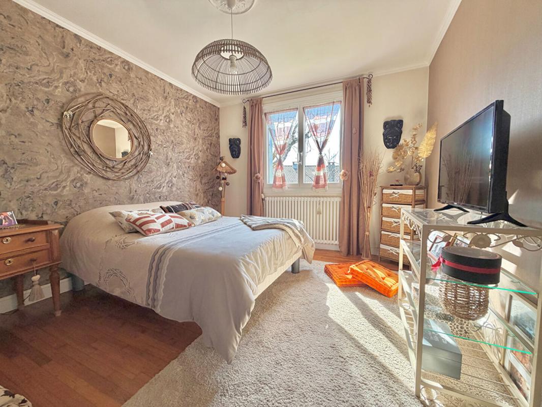 LUZECH Luzech Maison 3 chambres sur près de 1000 m² de terrain 10