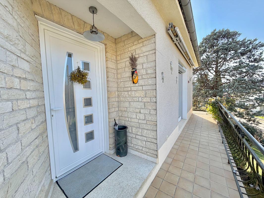 LUZECH Luzech Maison 3 chambres sur près de 1000 m² de terrain 5