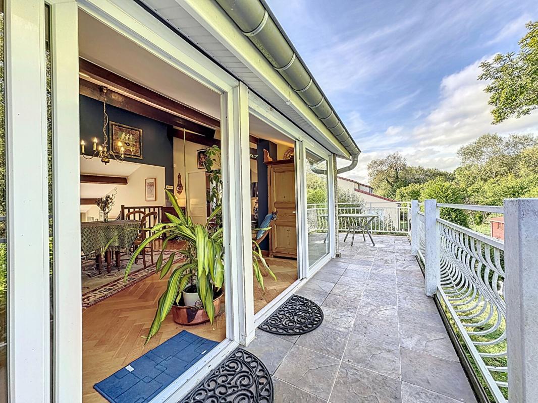 CHATEL-SAINT-GERMAIN Maison familiale au calme, à deux pas des écoles, avec jardin et terrasse à Châtel 12