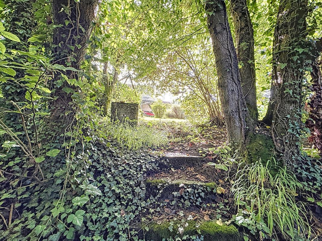 CHATEL-SAINT-GERMAIN Maison familiale au calme, à deux pas des écoles, avec jardin et terrasse à Châtel 14