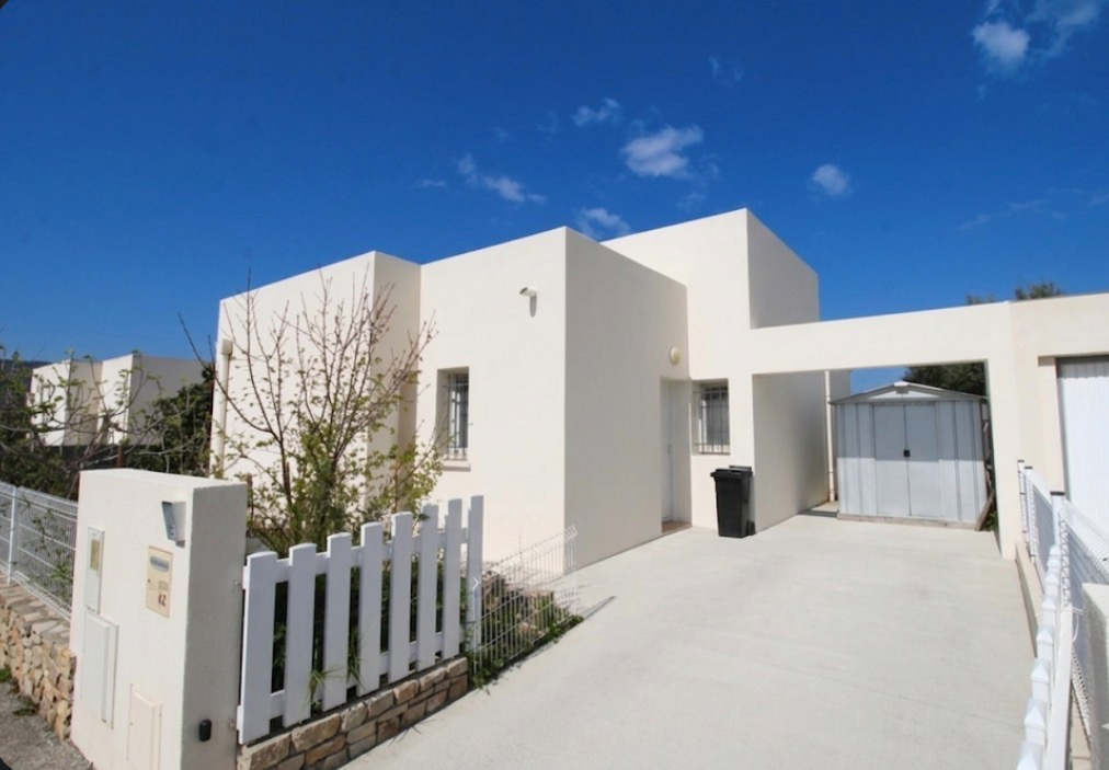 CALVI -CALVI- MAISON INDEPENDANTE DE PLEIN PIED  SECTEUR PRIVILEGIE JARDIN 3