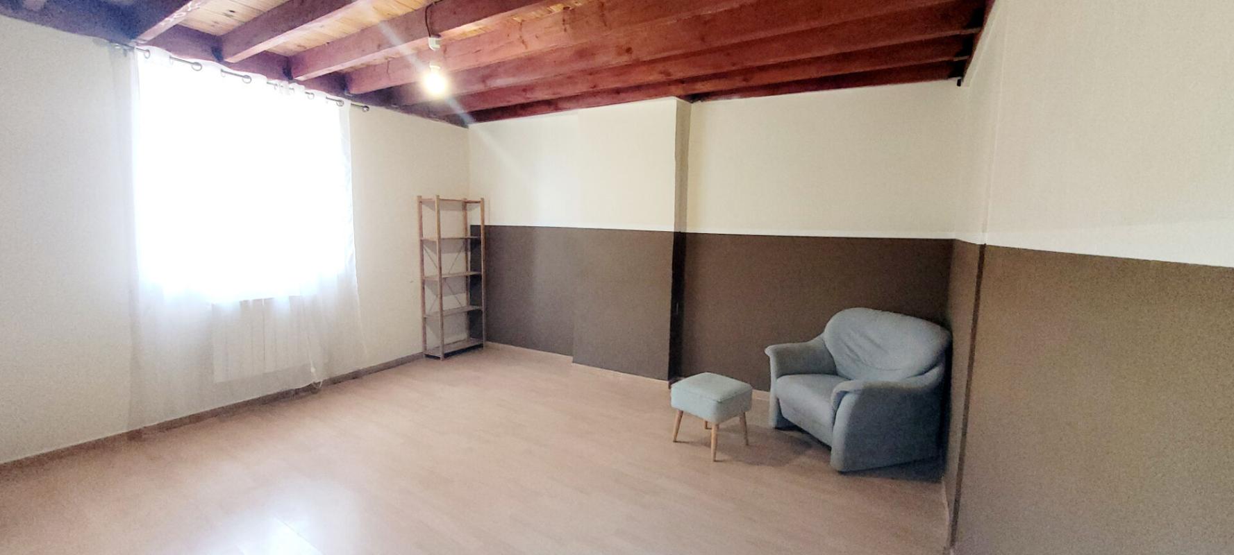 THEZAN-DES-CORBIERES Grande maison 143 m² avec 3/4 chambres et potentiel toit terrasse ? Thézan-des-Corbières ? 89 000 5