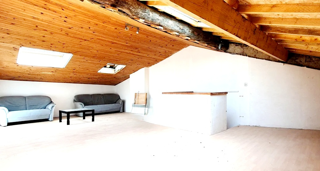 THEZAN-DES-CORBIERES Grande maison 143 m² avec 3/4 chambres et potentiel toit terrasse ? Thézan-des-Corbières ? 89 000 8