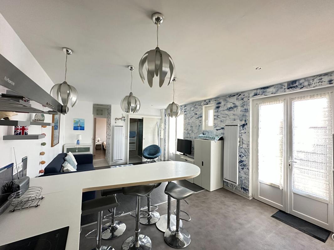 SAINT-GEORGES-DE-DIDONNE A saisir rapidement Maison 3 chambres très proche centre ville en parfait état 7