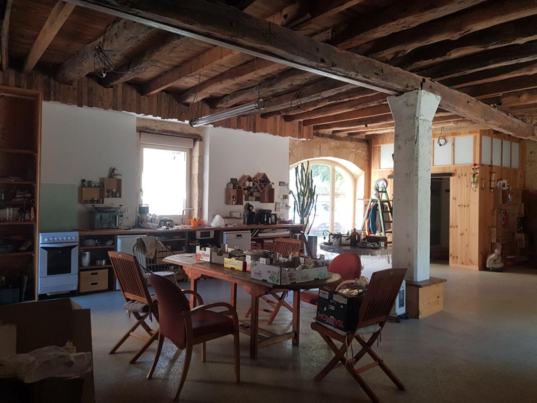 MONTIGNAC Maison Montignac Lascaux 7 pièce(s) 250 m2 9