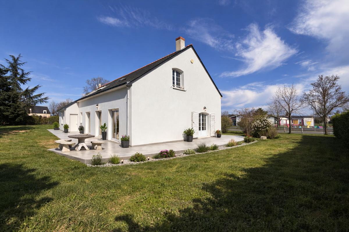 SAINT-SYLVAIN-D'ANJOU Maison Saint Sylvain D'Anjou 6 chambres 18