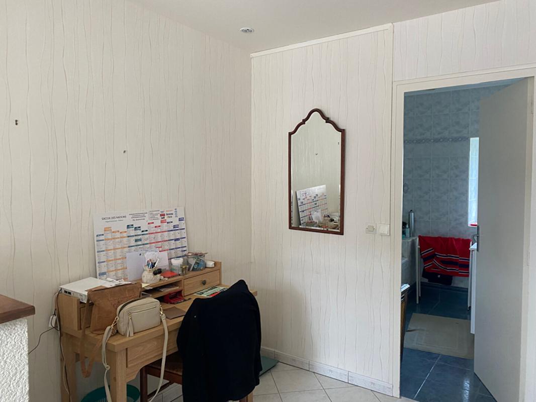 CHARNIZAY Corps de ferme Charnizay 8 pièce(s) 160 m2 10