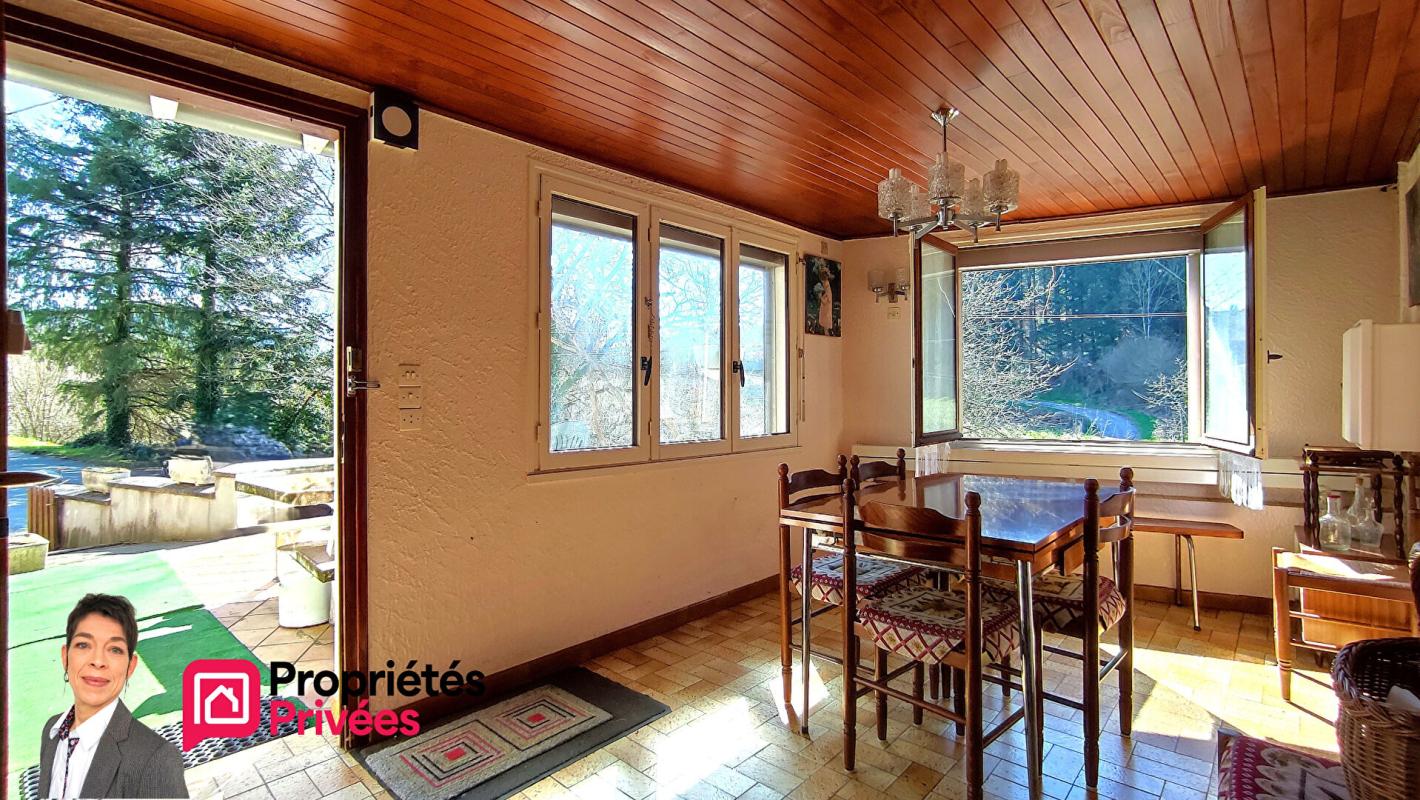 SEVELINGES SEVELINGES (42460) Maison à la campagne avec jardin, garage et dépendances 4