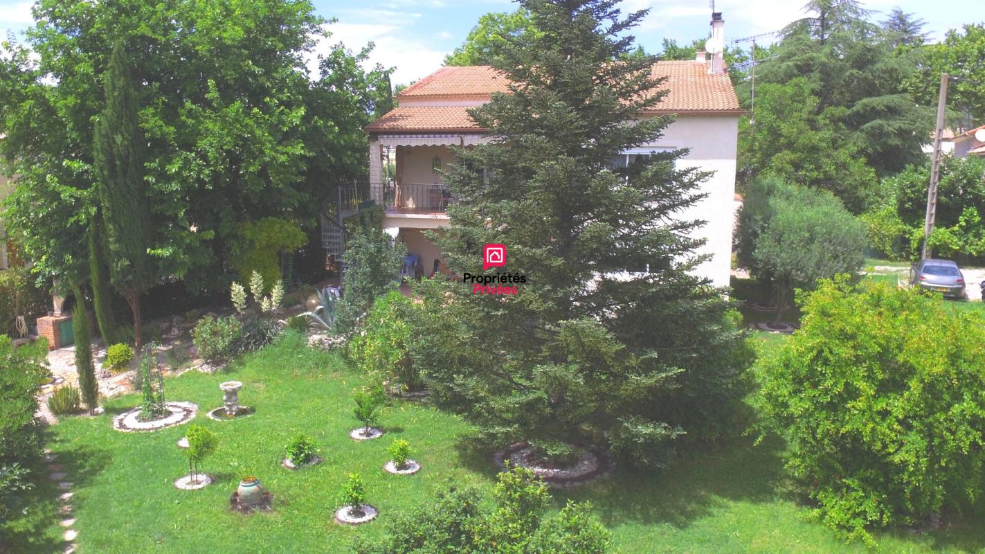 CLARENSAC Maison12 pièces 350 m² avec piscine à Clarensac 11