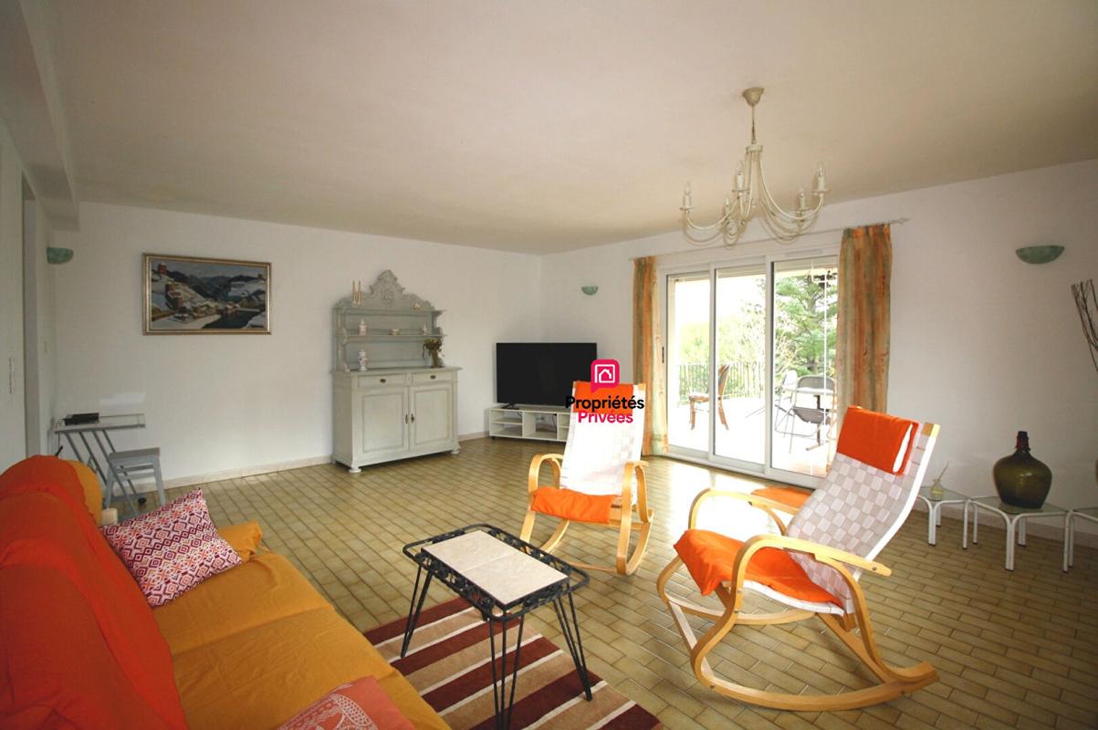 CLARENSAC Maison12 pièces 350 m² avec piscine à Clarensac 16