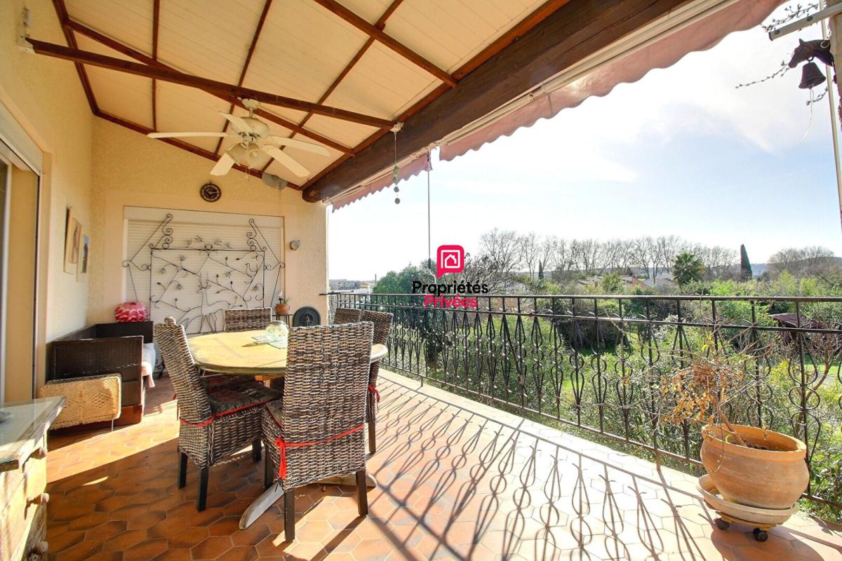 CLARENSAC Maison12 pièces 350 m² avec piscine à Clarensac 7