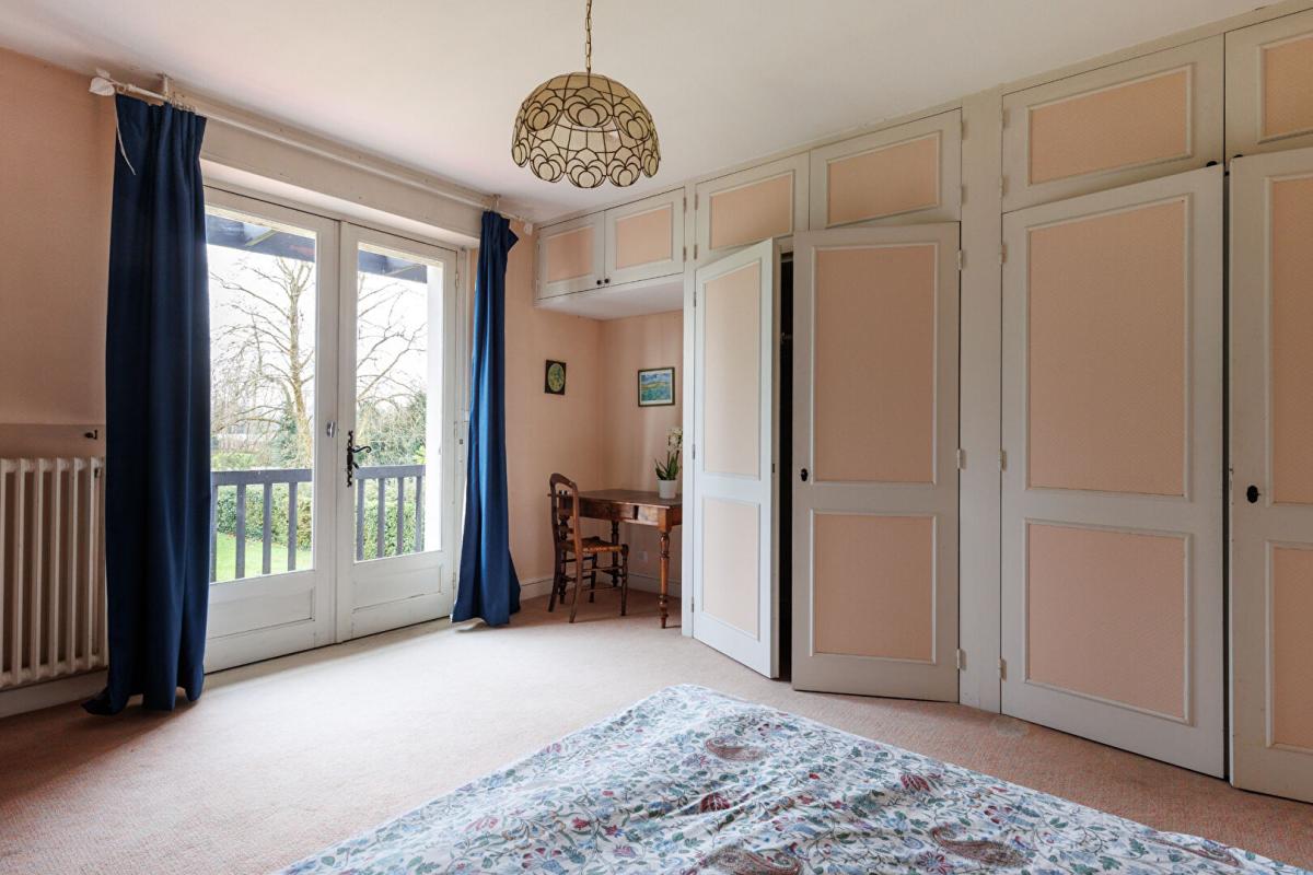 PEYREHORADE Maison d'architecte 6 chambres + appartement indépendant / Spa /Grand parc / Idéal Famille ou Investisseurs. Fort potentiel locatif 13