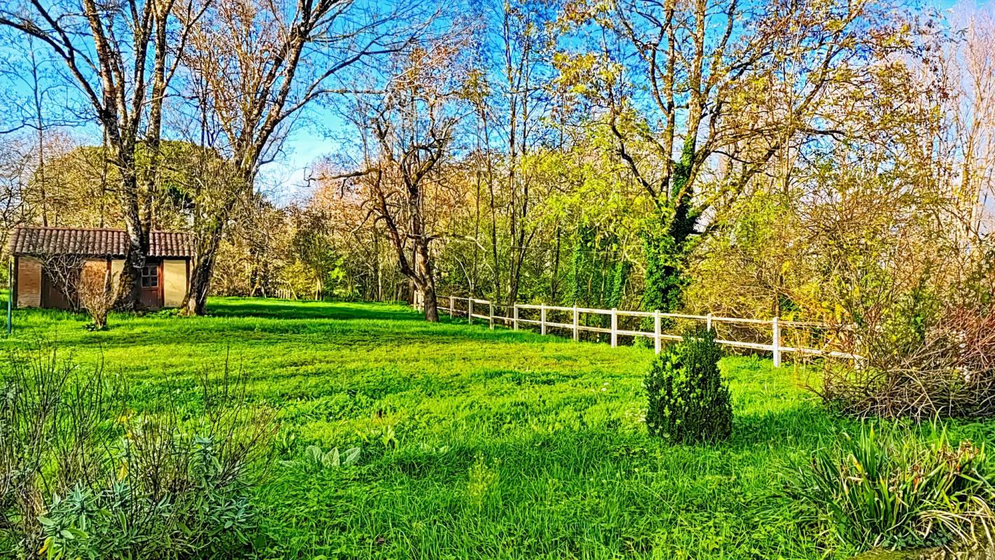SAINT-LAURENT-DES-HOMMES Demeure de prestige avec parc 6