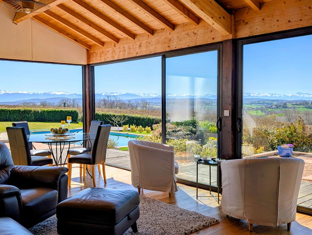 MONTOUSSIN Demeure de prestige 418 m2 avec 7 chambres, piscine, tennis sur 1 hectare 3