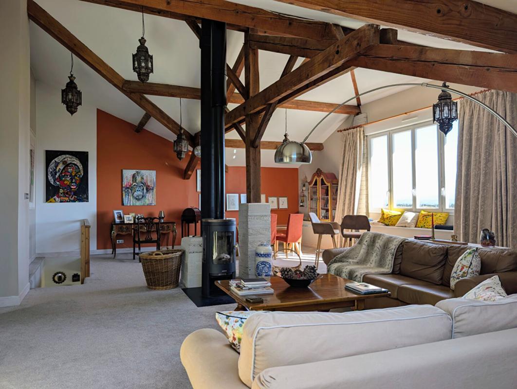 MONTOUSSIN Demeure de prestige 418 m2 avec 7 chambres, piscine, tennis sur 1 hectare 6